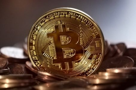 Handel kryptowalutami od podstaw: Jak i gdzie kupić Bitcoin?